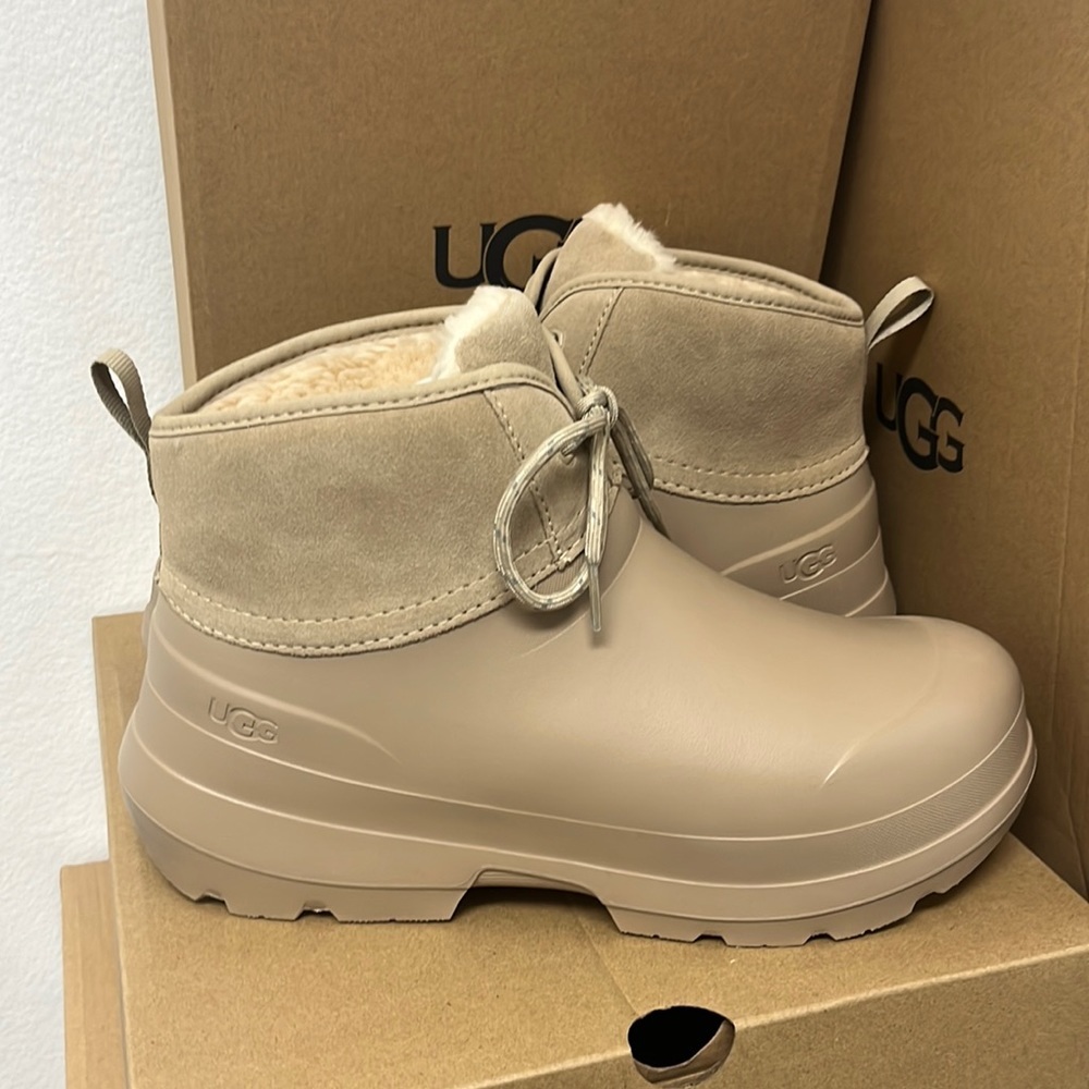 UGG TASMAN X LACE
